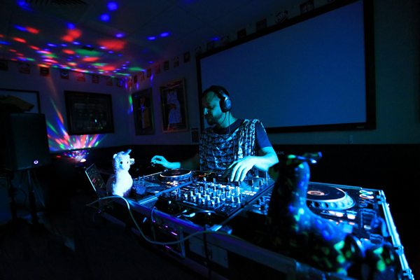 Starma-Llama-Media-Bars-Clubs6
