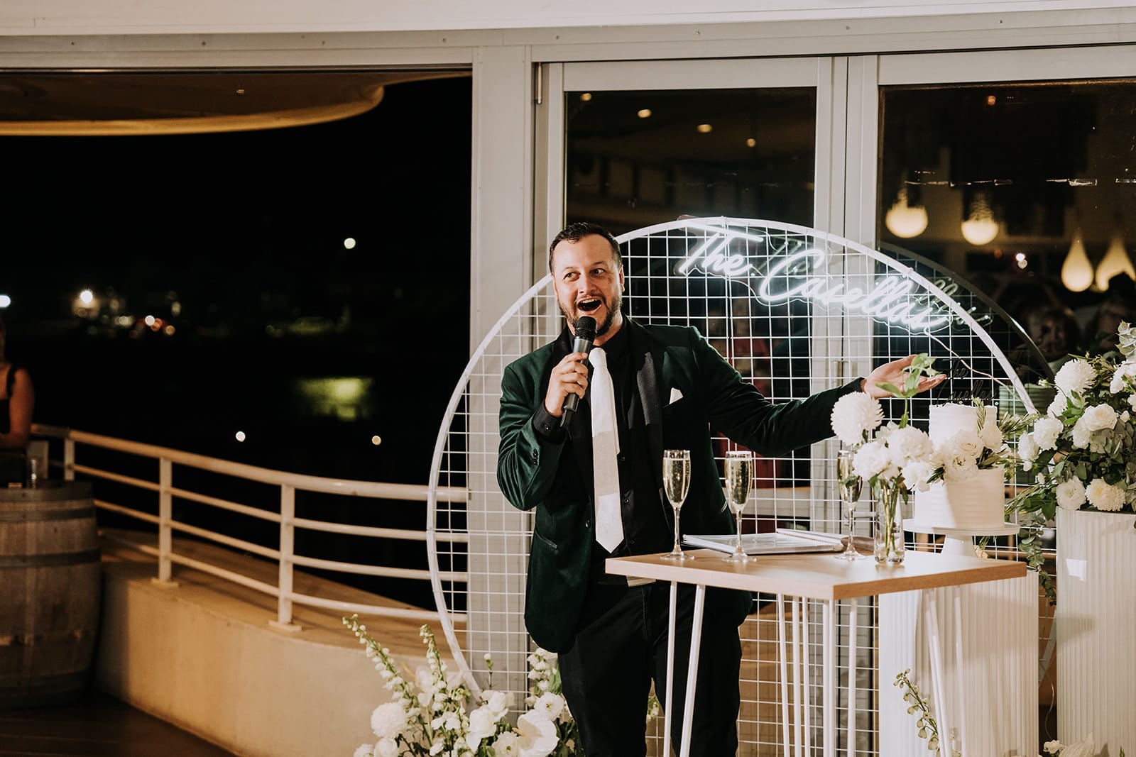 Wedding DJ Starma Llama